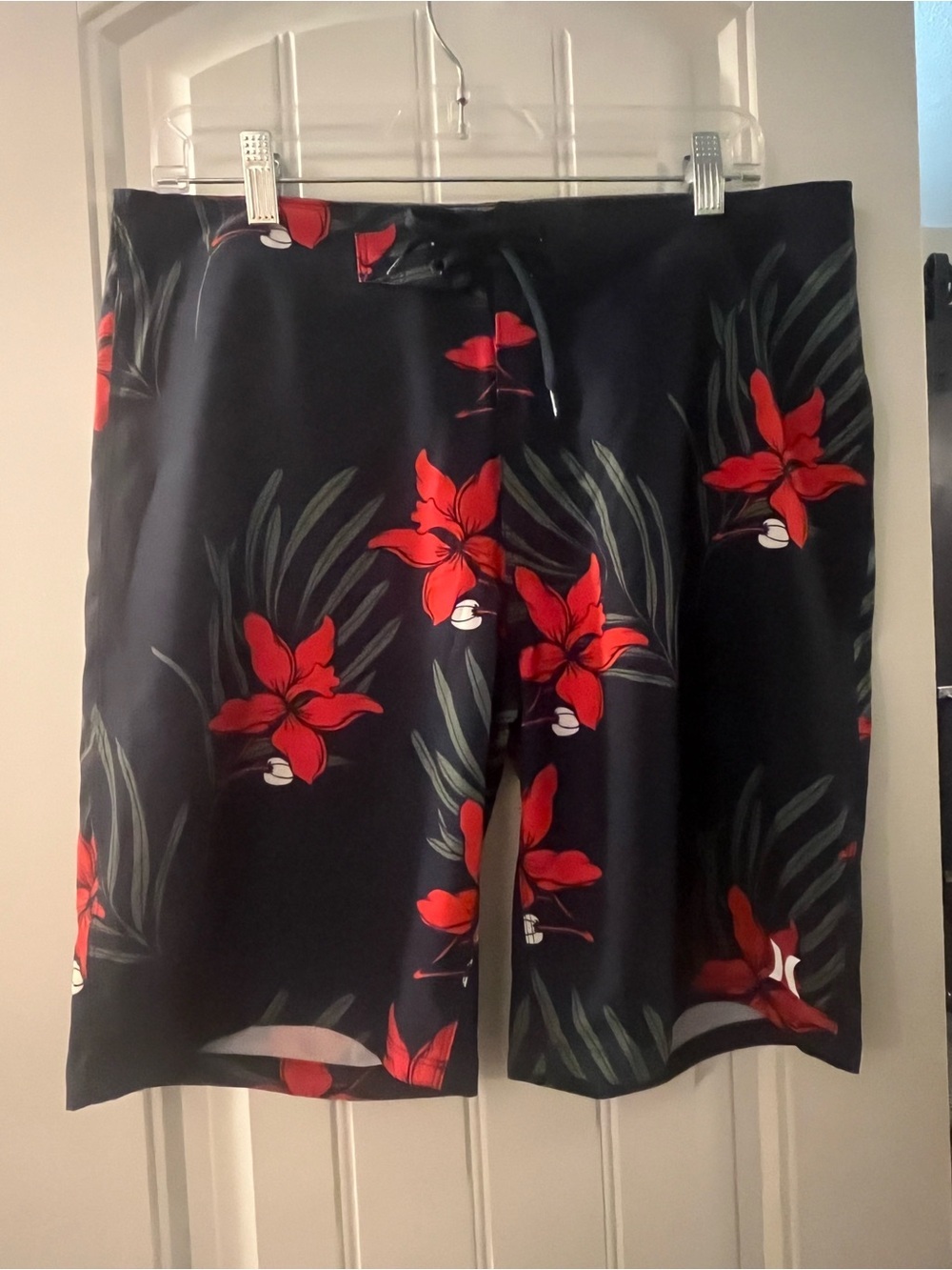 Hurley Navy Swim Shorts with Red Hibiscus Print, size 32